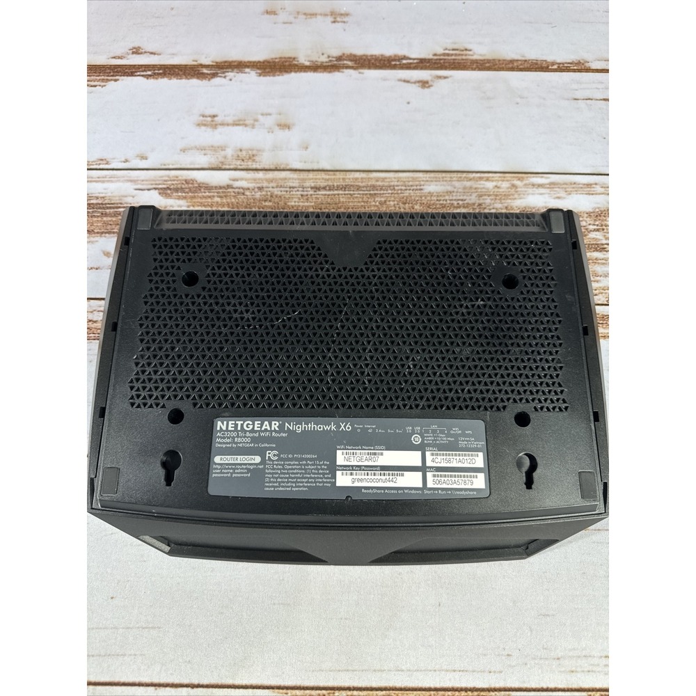 Netgear R8000 Nighthawk X6 AC3200 Tri-Band Gigabit WiFi Router Only No Adapter - Picture 5 of 5